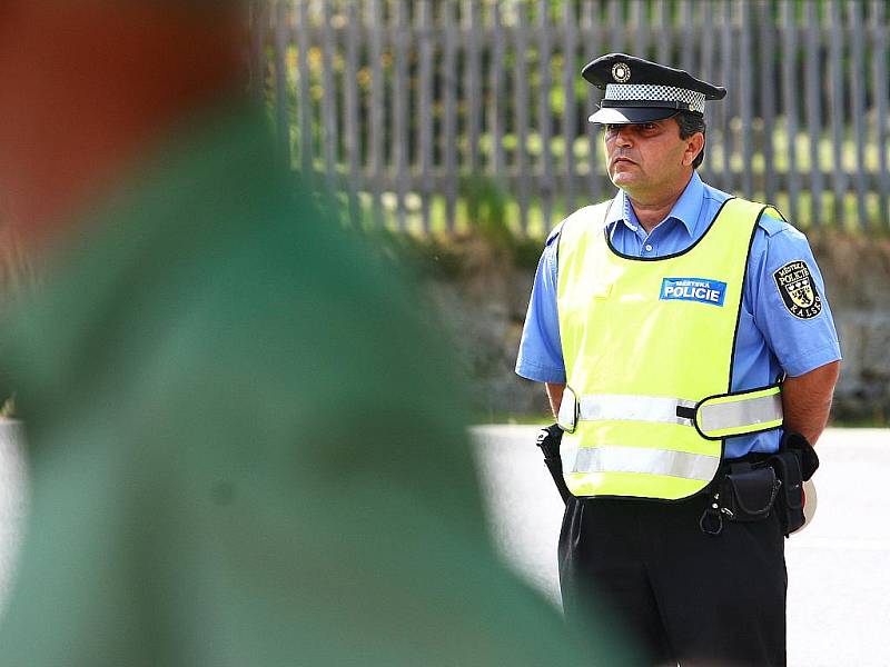 Rozlohou největší je nový lesnický park Bezděz, třetí v republice. Na ploše téměř 18 tisíc hektarů skloubí citliý přístup lesníků a rekreační a turistické aktivity.