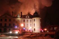 Požár zámku v Zahrádkách 31. ledna 2003
