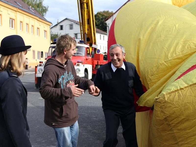 Sobotní oslavy 145. výročí Sboru dobrovolných hasičů ve Stráži pod Ralskem. 