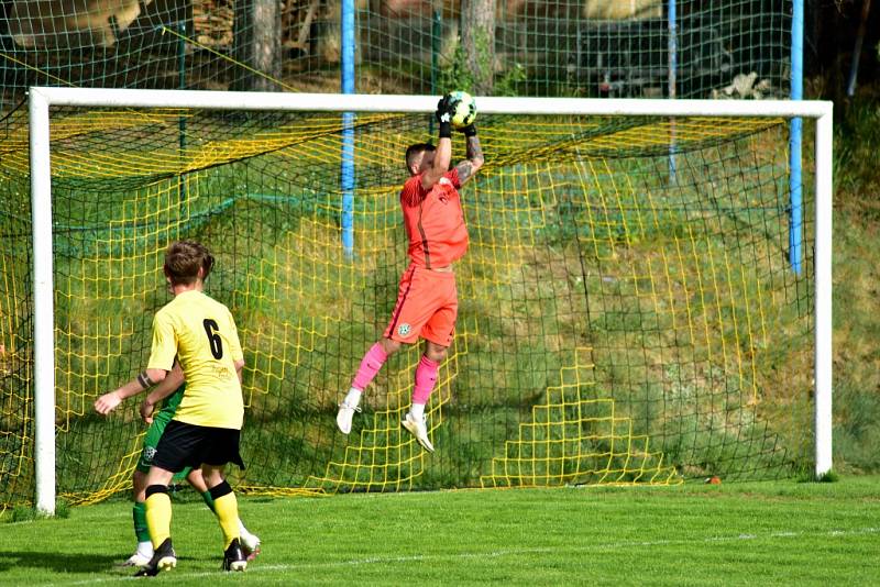 KP: Stráž pod Ralskem - Velké Hamry B 1:5.