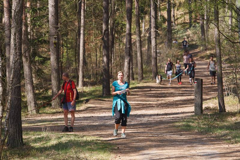 Ve Stráži pod Ralskem se konal orientační pochod se psy - Strážský dogtrek. Na trasu dlouhou 12 km se přihlásilo na dvě stovky účastníků.