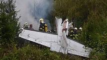 Poblíž Stráže pod Ralskem havarovalo malé letadlo typu Cessna.