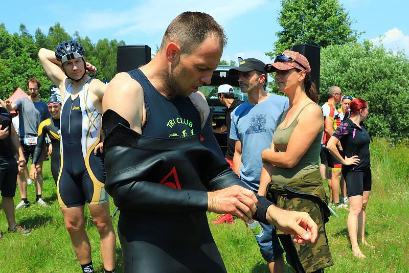 První triatlon pod značkou XTERRA po koronavirové pauze v Kunraticích u Cvikova.