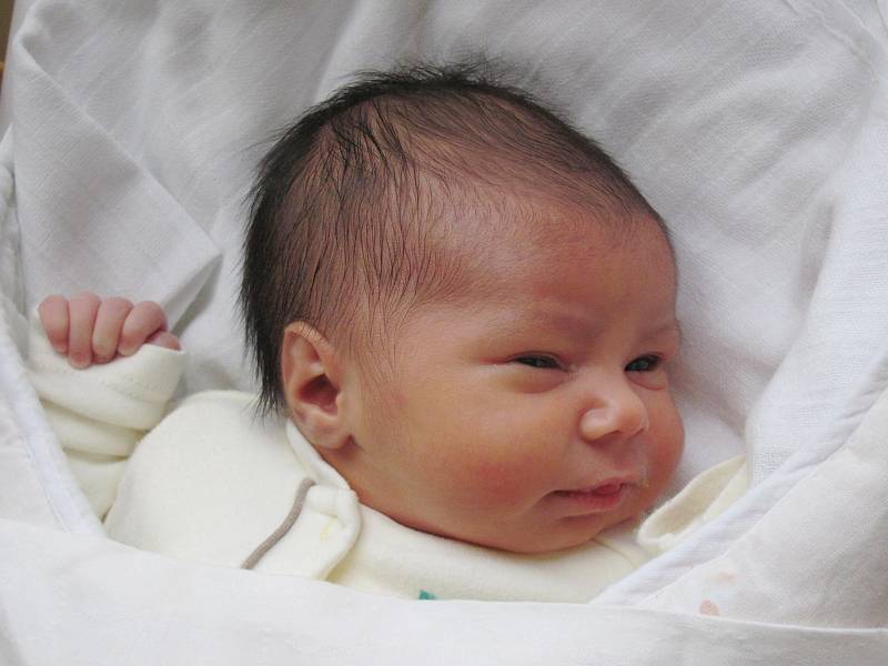 Mamince Denise Kačániové z Mimoně se v neděli 17. listopadu v 10:21 hodin narodila dcera Melisa Kačániová. Měřila 50 cm a vážila 3,36 kg.