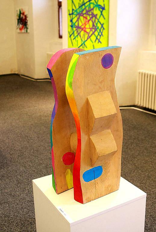 Těloduhy je název výstavy Aleše Lamra, která je k vidění v českolipské galerii VMG.