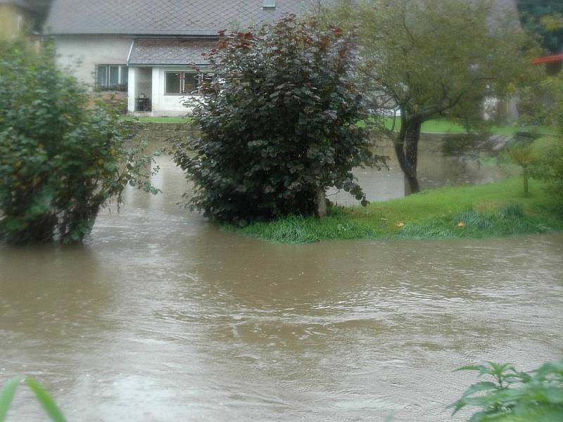 V pohotovosti byli také ve Velkém Grunově.