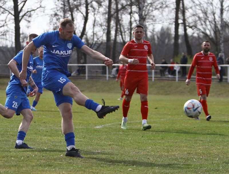 Fotbalisté České Lípy vyhráli ve Štětí 3:0.