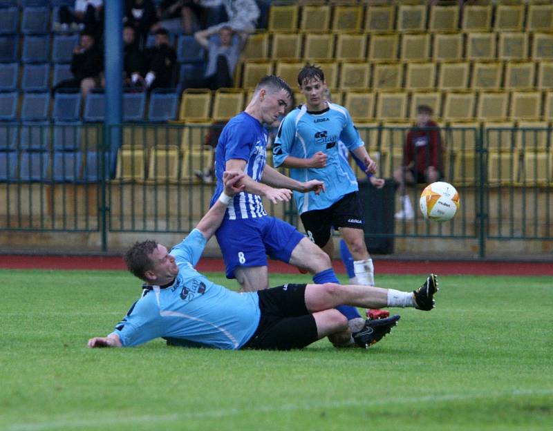 Příprava: Česká Lípa (pruhované dresy) - Vilémov 7:0 (4:0).