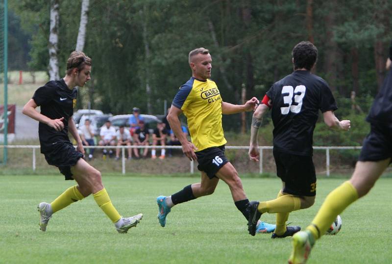 I.B třída: Jestřebí - Vratislavice 4:1.