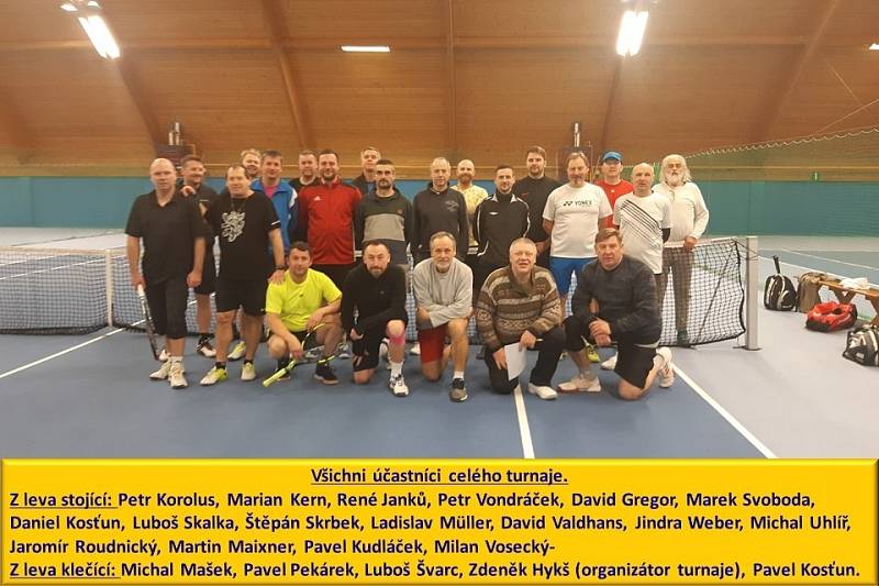 V tenisové hale v České Lípě se hrál další turnaj v mužské dvouhře.