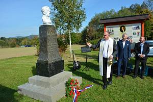 Ačkoliv z malé vsi na Žandovsku a rolnického rodu udělal Josef Zenker (1785 – 1852) ve své době oslnivou kariéru v carském Rusku.