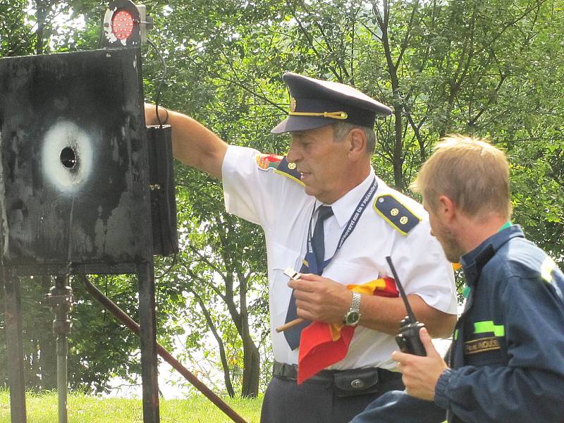 Soutěž hasičských družstev ve Stráži pod Ralskem.