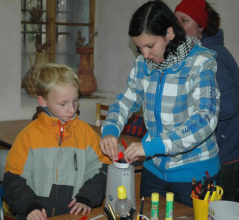 Svatomartinský jarmark na zámku v Horní Libchavě nabídl bohatý program pro všechny generace.