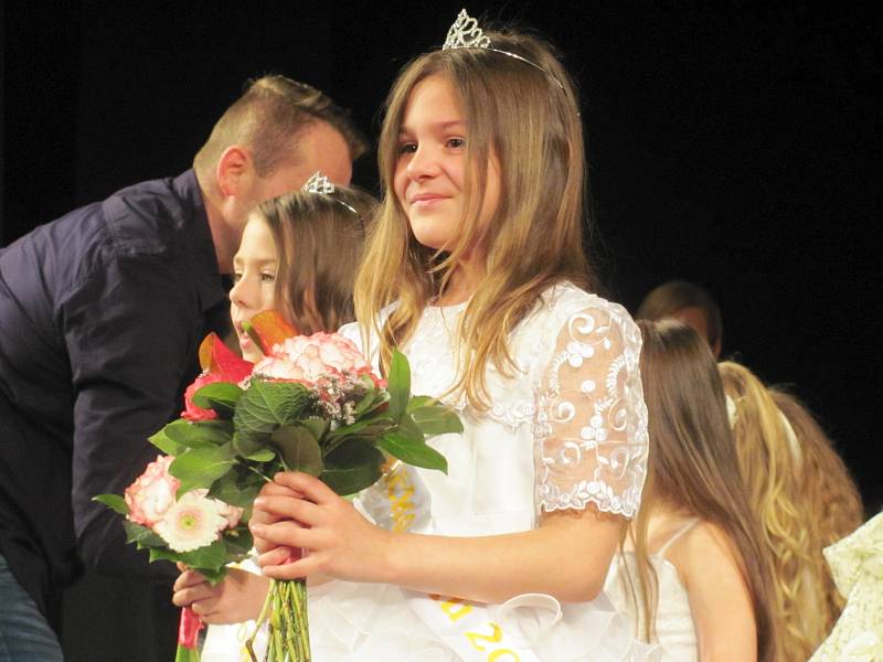 Osmiletá školačka Beáta Brádková z Litoměřicka se stala vítězkou 4. ročníku soutěže Sluníčko Deníku.