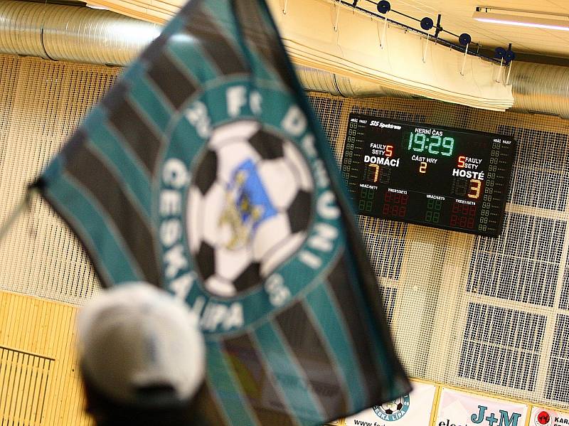 První semifinálový zápas play-off 2. ligy futsalu mezi českolipskými Démony a týmem z Hradce Králové vyhráli domácí borci 8:3. O první dva góly Démonů, které tým postavily na nohy, se postaral Milan Soukup. 