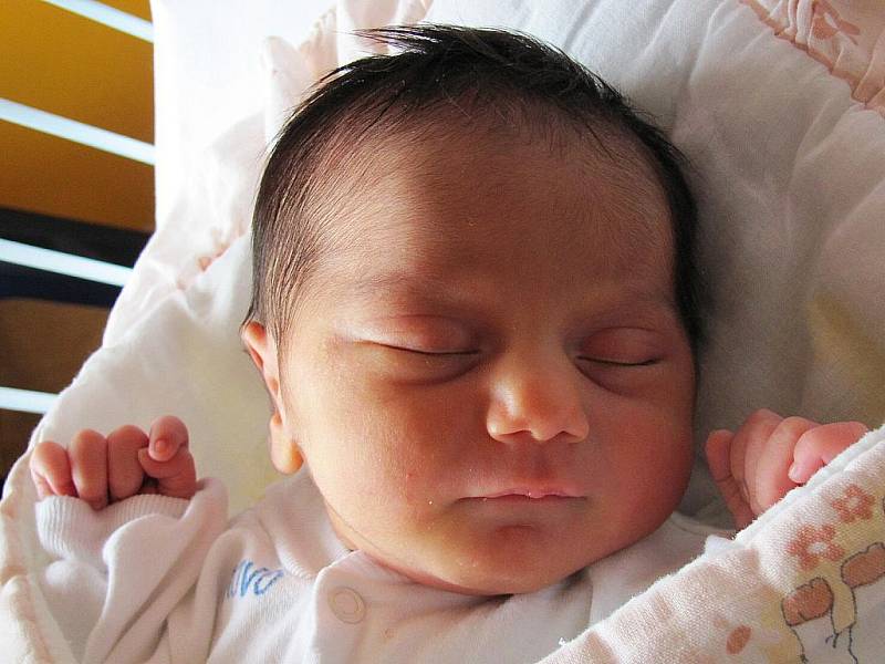 Mamince Ivetě Tancošové z Arnultovic se 2. července v 0:19 hod. narodila dcera Jenifer Tancošová. Měřila 48 cm a vážila 3,2 kg.