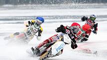 Finále Mezinárodního mistrovství České republiky v ledové ploché dráze se jelo na zamrzlé hladině jezera v Hamru na Jezeře. Závodu se zúčastnili i jezdci z Rakouska, Švýcarska a Velké Británie. 
