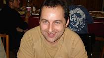 Na snímcích profesionální hasič Dušan Lipovský z České Lípy, který zahynul ve službě 18. ledna 2007 v obci Slunečná.