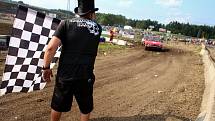 Destruction derby na autodromu. Den druhý.