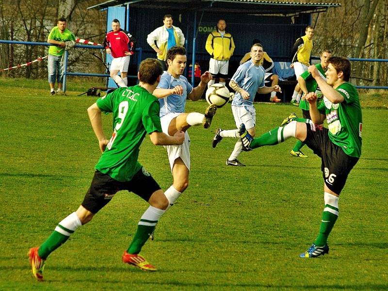 Stráž pod Ralskem - Velké Hamry 1:2 (0:2).