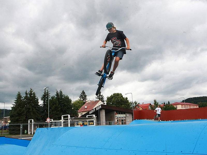 Skatepark v Novém Boru prošel rekonstrukcí.