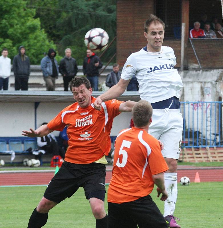 Derby u Ploučnice lépe zvládli fotbalisté Doks. 