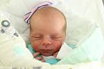 Mamince Lucii Jelínkové z Nymburku se v pondělí 24. února ve 2:38 hodin narodil syn Petr Jelínek. Měřil 49 cm a vážil 3,12 kg.