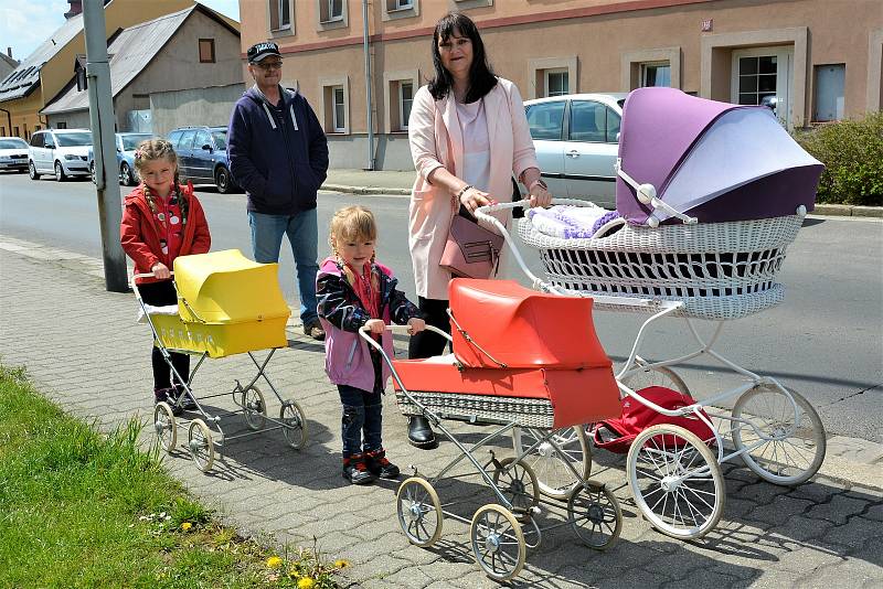 Mimoň byla hlavním městem dětských kočárků.