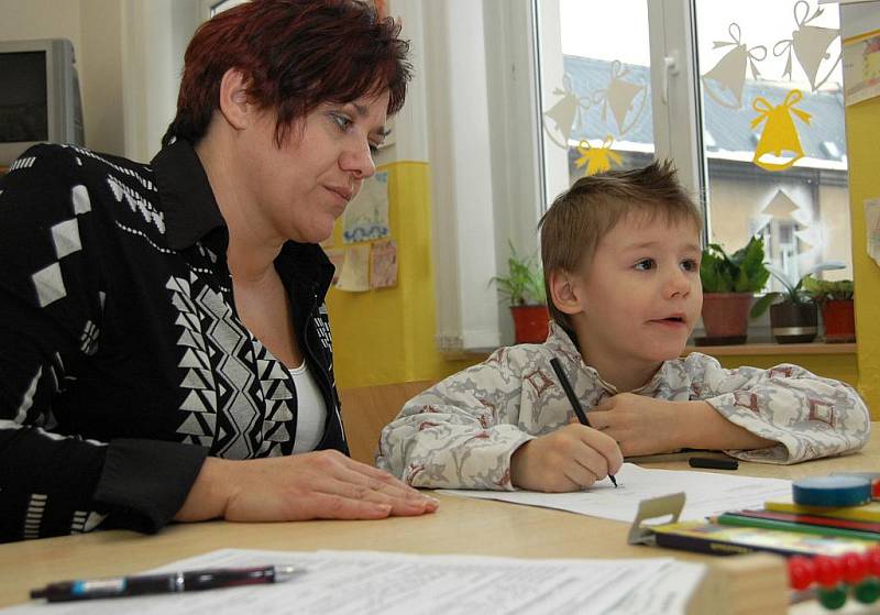 Básničku sice budoucí školák Niels neřekl, ale zapíval písničku