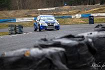 Sedmý závod seriálu Autodrom Rally Série 2022/23 se v Sosnové na Českolipsku jel na nejrychlejší konfiguraci okruhu. Foto: ARS