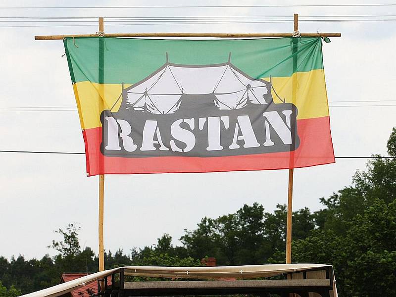 Festival RealBeat reggae v Žizníkově probíhá od čtvrtka.