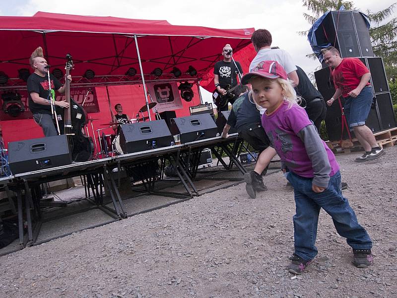 Osmý ročník hudebního festivalu Všudybud.