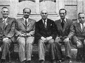 Učitelé Letní školy esperanta v roce 1947 v Doksech, Václav Špůr je druhý zleva. 