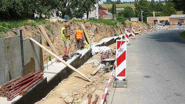 Bezpečnější cesty obcí se už brzy dočkají obyvatelé Brniště i Velkého Grunova. 