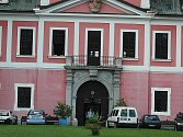 V zámku ve Sloupu v Čechách dnes sídlí Domov důchodců.