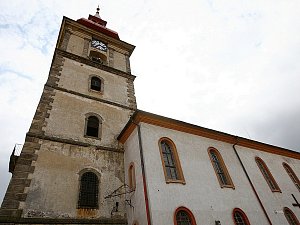 Kostel sv. Petra a Pavla v Mimoni.