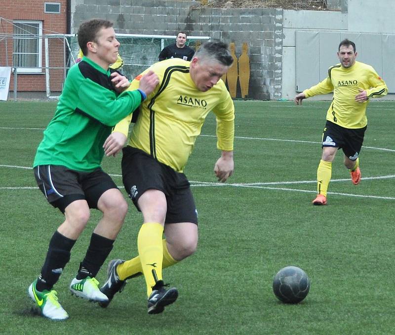 Porážku 0:1 utrpěla rezerva Doks s Bílou.