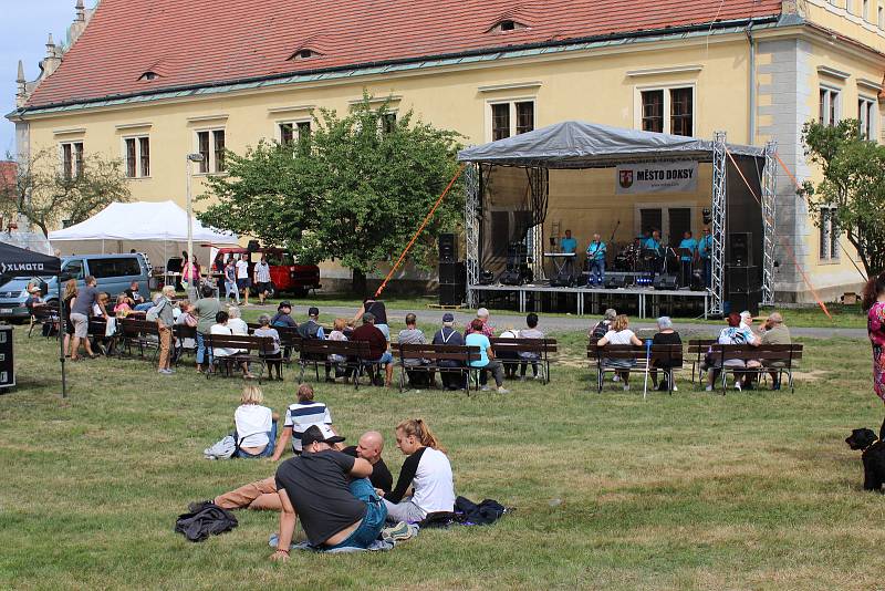 Městské slavnosti v Doksech se letos nesly v duchu oslav 150. výročí založení sboru dobrovolných hasičů.