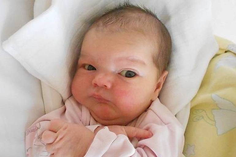 Rodičům Kristýně Kalousové a Lukáši Černohousovi se v pátek 3. června v 11:30 hodin narodila dcera Natálie Černohousová. Měřila 52 cm a vážila 3,58 kg. Doma se na ni těšil i bráška Sebastian.
