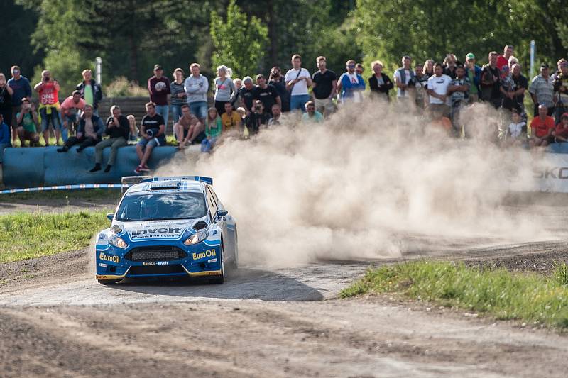 Po pěti letech se rychlostní zkoušky Rally Bohemia vrátily opět na Autodrom Sosnová. Václav Pech