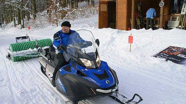 SKI Polevsko se stará o běžecké tratě na Novoborsku.