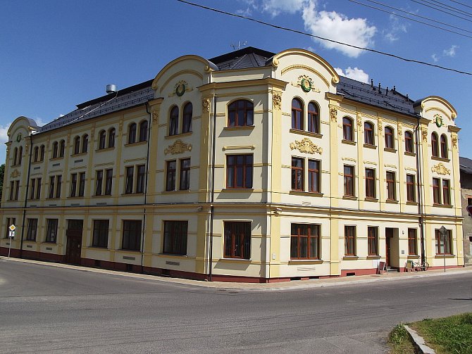 Bývalý hotel Sever ve Cvikově.