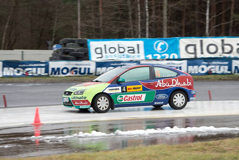 První kurz bezpečné jízdy se uskutečnil v neděli 6. ledna 2019 na autodromu v Sosnové u České Lípy.