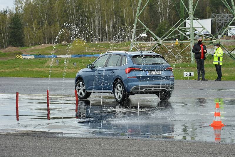 Projekt Start Driving na Autodromu v Sosnové.