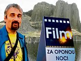 Film Za oponou noci natáčí režisér Dalibor Stach.