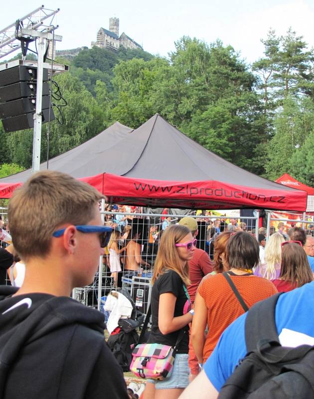 Festival České hrady na Bezdězu.