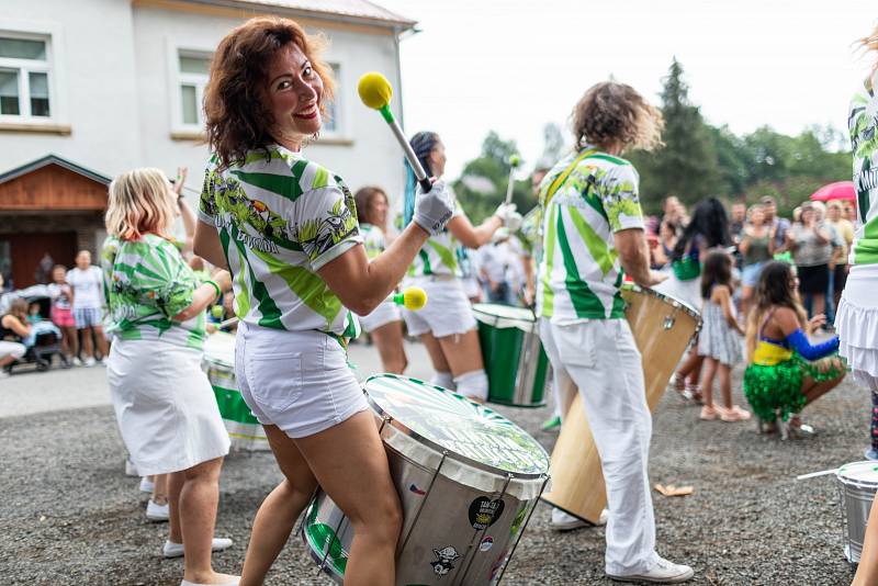 Obecní a sklářská slavnost v Kunraticích u Cvikova