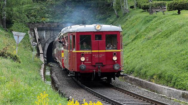 Na sobotu jsou v rámci Regionálního dne železnice plánované také jízdy historického motorového vozu Hurvínek, který sveze cestující nejdříve z České Lípy do Liberce.