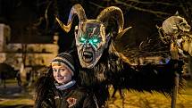 Krampusáci ve Sloupu v Čechách.