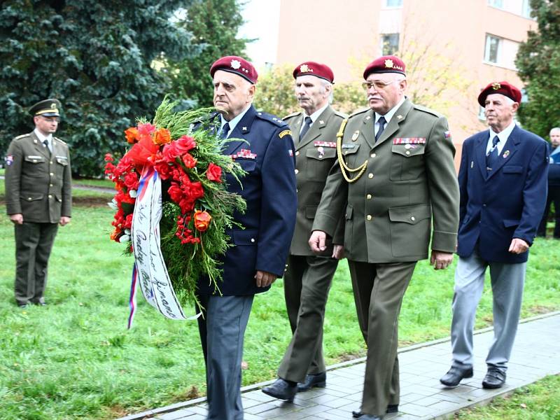 Memoriál generálmajora Antonína Sochora se konal ve Stráži pod Ralskem a Novém Boru.